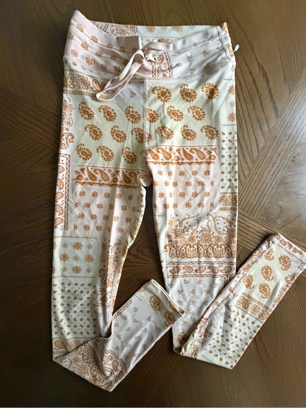 The Upside Cream and Tan Bandana-Print Leggings